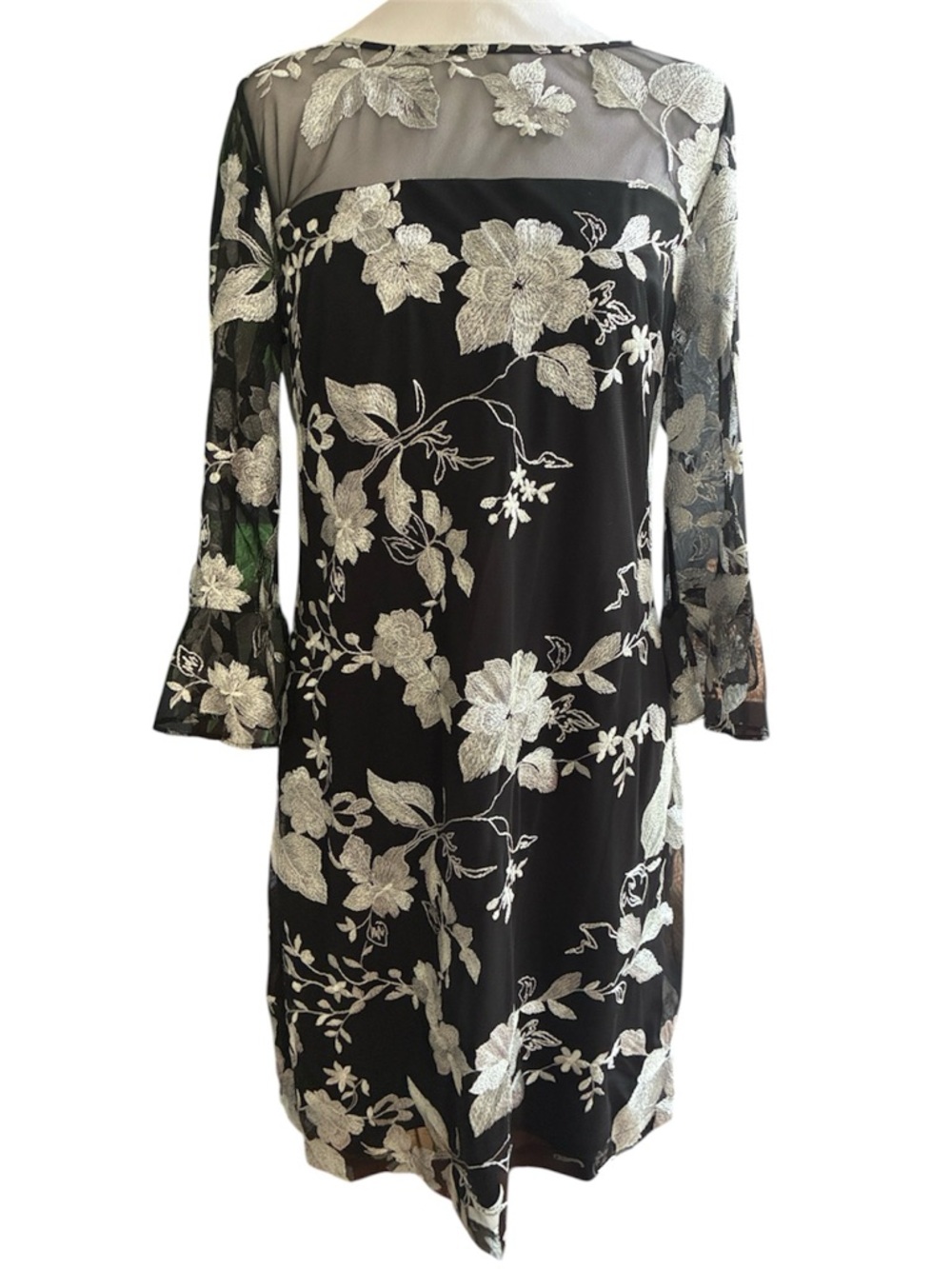 KARL LAGERFELD Black Floral Lace Overlay Mini Dress Silver Embroidery size 8